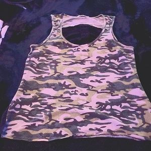 Laceback razer tank